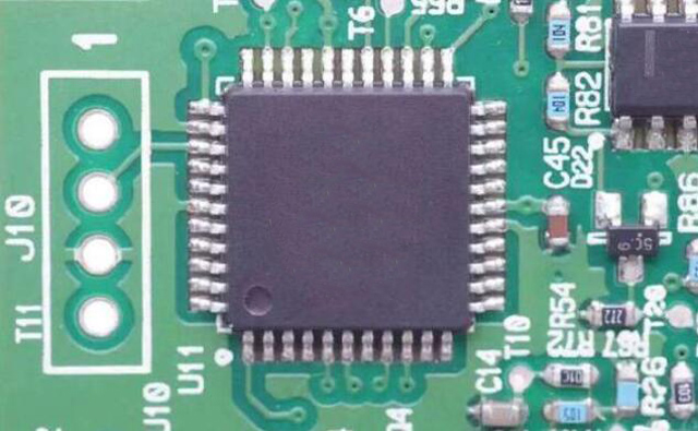 明佳達電子供應(yīng) [Infineon] GaN 晶體管、D 類音頻放大器 IC、系統(tǒng)基礎(chǔ)芯片 (SBC)、無線充電 IC