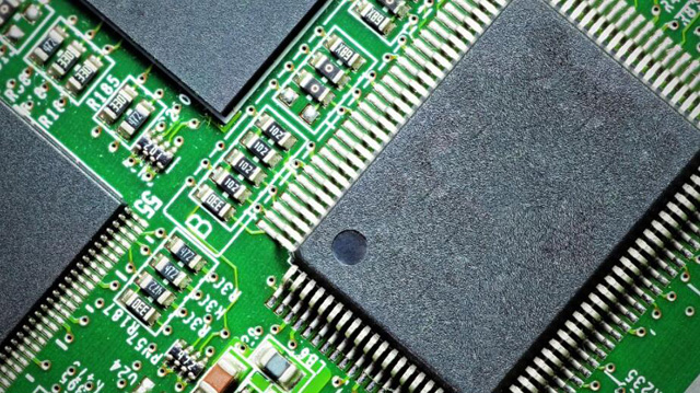 回收【Microchip】微波 MMIC 放大器、功率 MOSFET 晶體管、砷化鎵二極管、分立濾波器